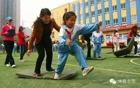 世界最强战队喊话IG！LCK冠军公开搞内斗，明星选手都讨厌Faker？